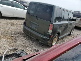 2005 Scion xB with VIN JTLKT334254021324, listed as a Copart auction lot 63988594 with 131,410 mi miles and Salvage Title. Bid and sale history available at carsss.com. Image 3.