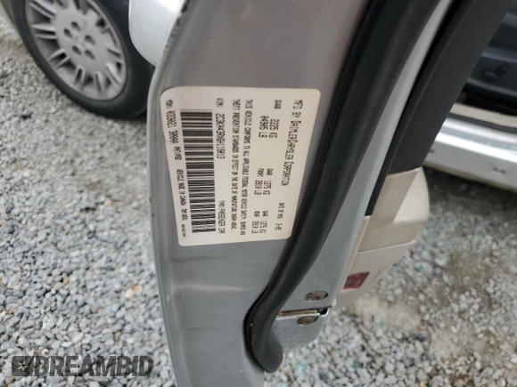 2006 Chrysler 300 with VIN 2C3KA43RX6H119013, listed as a Copart auction lot 81379494 with 177,200 mi miles and Salvage Title. Bid and sale history available at carsss.com. Image 12.