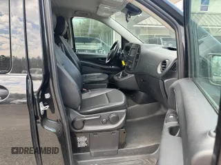 2020 Mercedes-Benz Metris with VIN W1WV0FEY7L3748338, listed as a Copart auction lot 55879505 with 221,412 mi miles and Clean Title. Bid and sale history available at DreamBid. Image 5.