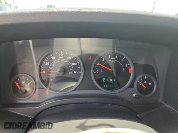 2008 Jeep Patriot Sport with VIN 1J8FT28078D722144, listed as a Copart auction lot 58493765 with 176,133 mi miles and Salvage title. Bid and sale history available at DreamBid. Image 9.