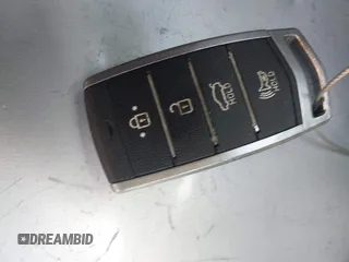 2019 Genesis G70 Advanced with VIN KMTG34LE0KU034232, listed as a IAAI auction lot 42113393 with 47,360 mi miles and . Bid and sale history available at DreamBid. Image 11.