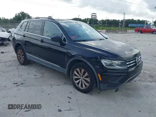 2018 Volkswagen Tiguan SEL with VIN 3VV3B7AX0JM178597, listed as a IAAI auction lot 42736122 with 44,879 mi miles and . Bid and sale history available at DreamBid. Image 1.