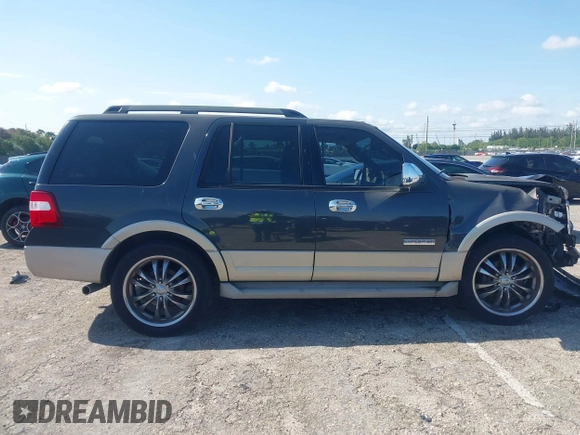 2007 Ford Expedition Eddie Bauer с VIN 1FMFU17587LA26789, выставлен на аукционе IAAI как лот 41996796 с пробегом 163 159 миль миль и . История ставок и продаж доступна на DreamBid. Изображение 13.