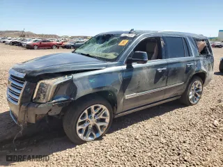 2019 Cadillac Escalade Platinum with VIN 1GYS4DKJ0KR307851, listed as a Copart auction lot 72234674 with 0 mi miles and Salvage Title. Bid and sale history available at carsss.com. Image 1.