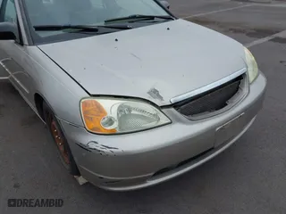 2001 Honda Civic LX with VIN 2HGES16591H557741, listed as a IAAI auction lot 41966212 with 231,347 mi miles. Bid and sale history available at carsss.com. Image 6.
