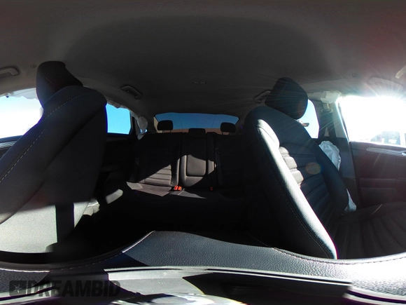 2019 Ford Fusion SE with VIN 3FA6P0LUXKR208139, listed as a IAAI auction lot 41820958 with 66,609 mi miles and . Bid and sale history available at DreamBid. Image 18.