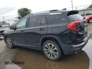 2020 GMC Terrain SLT z VIN 3GKALPEXXLL105330, wystawiony jako Copart lot #59940945 z przebiegiem 64 639 mil mil oraz Szkoda całkowita • Salvage title. Historia ofert i sprzedaży dostępna na DreamBid. Obrazek 2.