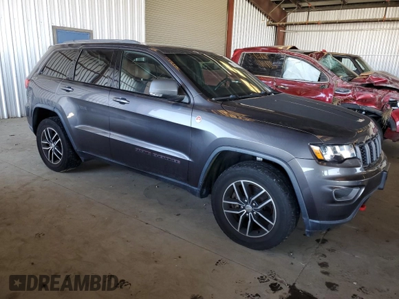 2017 Jeep Grand Cherokee Trailhawk with VIN 1C4RJFLT0HC610262, listed as a Copart auction lot 63820195 with 87,923 mi miles and Clean title. Bid and sale history available at DreamBid. Image 4.