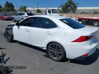 2018 Lexus IS 300 z VIN JTHBA1D21J5079172, wystawiony jako IAAI lot #42185189 z przebiegiem 35 458 mil mil oraz . Historia ofert i sprzedaży dostępna na DreamBid. Obrazek 3.