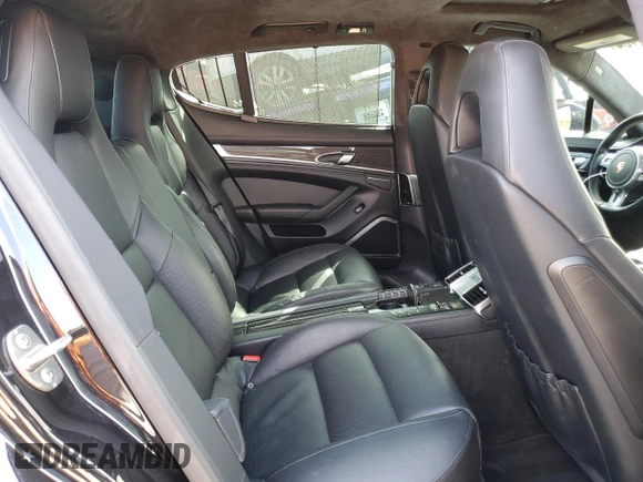 2014 Porsche Panamera Turbo z VIN WP0AC2A72EL073234, wystawiony jako Copart lot #65813464 z przebiegiem 83 918 mil mil oraz Szkoda całkowita • Salvage title. Historia ofert i sprzedaży dostępna na DreamBid. Obrazek 10.