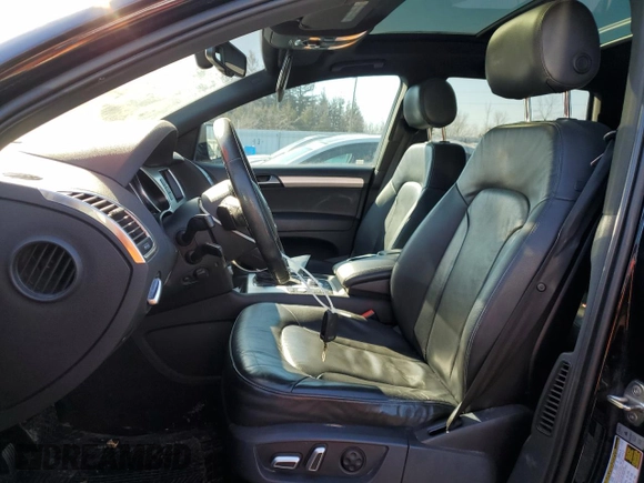 2014 Audi Q7 z VIN WA1DMCFE7ED013445, wystawiony jako Copart lot #49582255 z przebiegiem 258 648 mil mil oraz Szkoda całkowita • Salvage title. Historia ofert i sprzedaży dostępna na DreamBid. Obrazek 7.