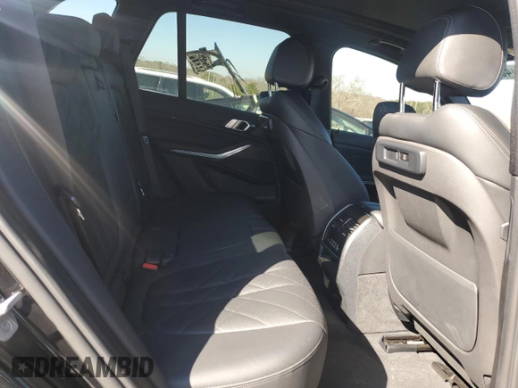 2023 BMW X5 sDrive40i with VIN 5UXCR4C06P9P01409, listed as a Copart auction lot 43127395 with 27,564 mi miles and Salvage Title. Bid and sale history available at carsss.com. Image 11.