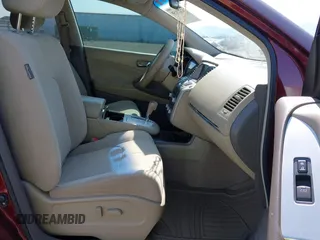 2011 Nissan Murano SL z VIN JN8AZ1MW3BW155242, wystawiony jako IAAI lot #42422158 z przebiegiem 165 785 mil mil oraz . Historia ofert i sprzedaży dostępna na DreamBid. Obrazek 5.
