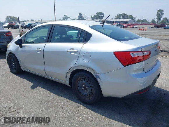 2013 Kia Rio LX z VIN KNADM4A3XD6225208, wystawiony jako IAAI lot #42477099 z przebiegiem 111 996 mil mil oraz . Historia ofert i sprzedaży dostępna na DreamBid. Obrazek 3.