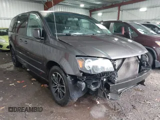 2015 Dodge Grand Caravan R/T with VIN 2C4RDGEG8FR725743, listed as a IAAI auction lot 41662914 with 136,221 mi miles and . Bid and sale history available at DreamBid. Image 1.
