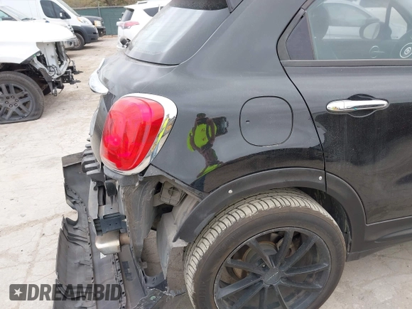 2016 FIAT 500X Pop с VIN ZFBCFXAT9GP376228, выставлен на аукционе IAAI как лот 41748450 с пробегом 145 917 миль миль и . История ставок и продаж доступна на DreamBid. Изображение 4.