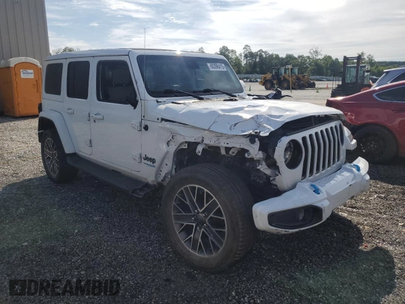 2022 Jeep Wrangler Unlimited Sahara with VIN 1C4JJXP60NW172103, listed as a Copart auction lot 60396415 with 29,960 mi miles and Salvage title. Bid and sale history available at DreamBid. Image 4.