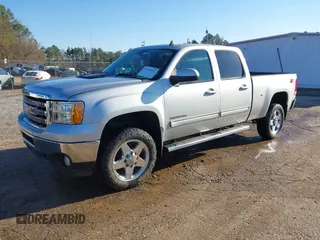 2013 GMC Sierra 2500HD SLT z VIN 1GT121C82DF218580, wystawiony jako IAAI lot #41758693 z przebiegiem 121 798 mil mil oraz . Historia ofert i sprzedaży dostępna na DreamBid. Obrazek 19.