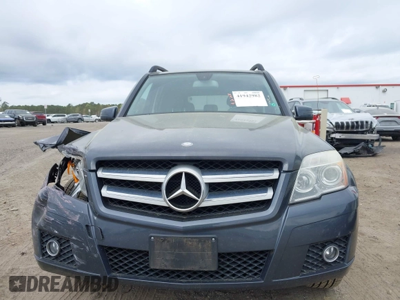 2010 Mercedes-Benz GLK GLK 350 with VIN WDCGG8HBXAF497114, listed as a IAAI auction lot 41942982 with 172,134 mi miles. Bid and sale history available at carsss.com. Image 12.