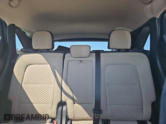2020 Ford Escape SE z VIN 1FMCU9G61LUA10979, wystawiony jako Copart lot #60166075 z przebiegiem 87 365 mil mil oraz Szkoda całkowita • Salvage title. Historia ofert i sprzedaży dostępna na DreamBid. Obrazek 10.
