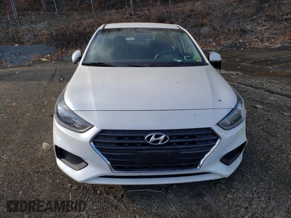 2018 Hyundai Accent SEL with VIN 3KPC24A30JE033693, listed as a Copart auction lot 39515263 with 0 mi miles. Bid and sale history available at carsss.com. Image 5.