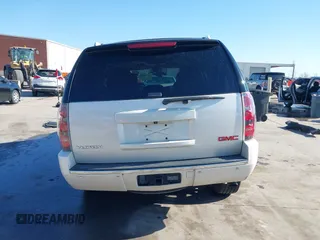 2013 GMC Yukon Denali with VIN 1GKS1EEF3DR357632, listed as a IAAI auction lot 41488295 with 187,635 mi miles. Bid and sale history available at carsss.com. Image 17.