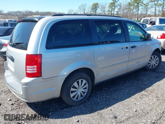 2008 Chrysler Town & Country LX with VIN 2A8HR44H38R761891, listed as a IAAI auction lot 41942405 with Not Provided miles and . Bid and sale history available at carsss.com. Image 4.