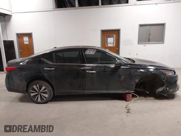 2019 Nissan Altima SV z VIN 1N4BL4DV3KC207079, wystawiony jako IAAI lot #41388598 z przebiegiem 145 576 mil mil oraz . Historia ofert i sprzedaży dostępna na DreamBid. Obrazek 13.
