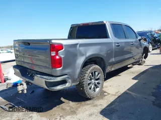 2020 Chevrolet Silverado 1500 LT with VIN 3GCPWCED8LG285993, listed as a IAAI auction lot 41664807 with 63,637 mi miles. Bid and sale history available at carsss.com. Image 4.
