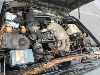 1991 BMW 3 Series z VIN WBABB2315MEC23937, wystawiony jako Copart lot #82837144 z przebiegiem 155 194 mil mil oraz Czysty tytuł • Clean title. Historia ofert i sprzedaży dostępna na DreamBid. Obrazek 11.