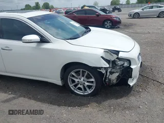 2011 Nissan Maxima SV с VIN 1N4AA5AP3BC848391, выставлен на аукционе IAAI как лот 42118014 с пробегом 173 905 миль миль и . История ставок и продаж доступна на DreamBid. Изображение 6.