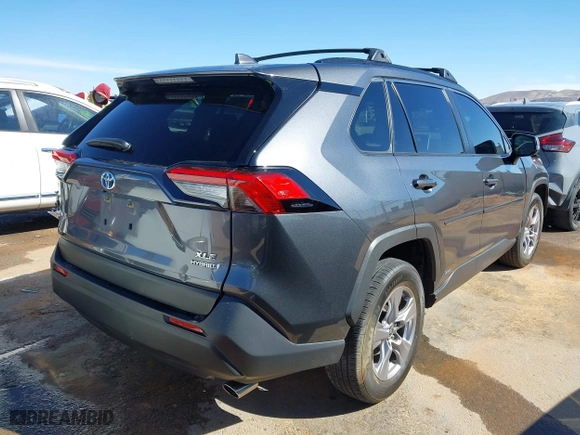 2022 Toyota RAV4 Hybrid XLE with VIN JTMRWRFV6ND165774, listed as a IAAI auction lot 41587093 with 48,578 mi miles. Bid and sale history available at carsss.com. Image 4.
