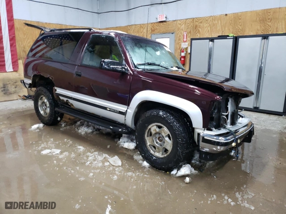 1996 Chevrolet Tahoe with VIN 3GNEK18R1TG140669, listed as a Copart auction lot 42910255 with 222,115 mi miles and Clean Title. Bid and sale history available at carsss.com. Image 4.
