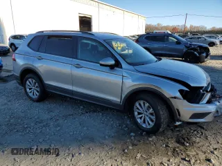 2020 Volkswagen Tiguan S z VIN 3VV0B7AXXLM102942, wystawiony jako Copart lot #79536254 z przebiegiem 53 069 mil mil oraz Szkoda całkowita • Salvage title. Historia ofert i sprzedaży dostępna na DreamBid. Obrazek 4.