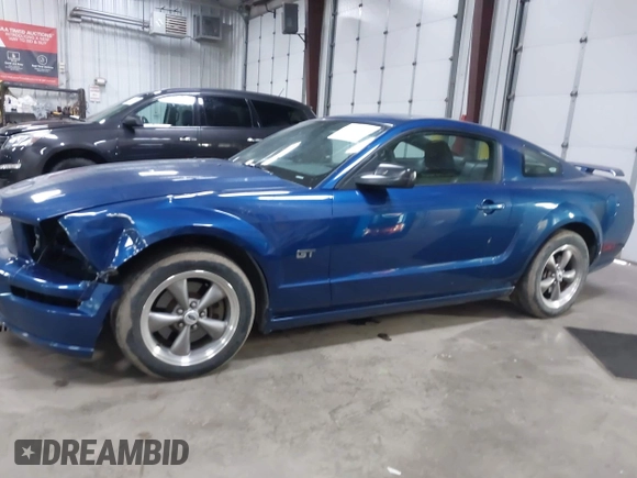 2006 Ford Mustang GT Deluxe with VIN 1ZVFT82H665185747, listed as a IAAI auction lot 42293060 with 157,093 mi miles and . Bid and sale history available at DreamBid. Image 15.
