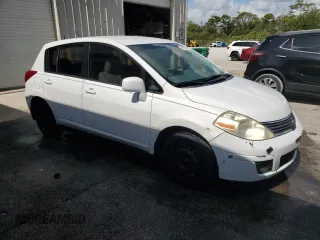 2007 Nissan Versa S with VIN 3N1BC13E77L456008, listed as a Copart auction lot 58585505 with 150,004 mi miles and Salvage title. Bid and sale history available at DreamBid. Image 4.