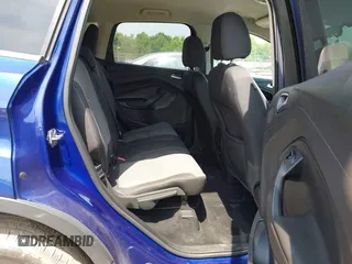 2014 Ford Escape SE z VIN 1FMCU0GXXEUB21280, wystawiony jako IAAI lot #42494933 z przebiegiem 153 131 mil mil oraz . Historia ofert i sprzedaży dostępna na DreamBid. Obrazek 8.
