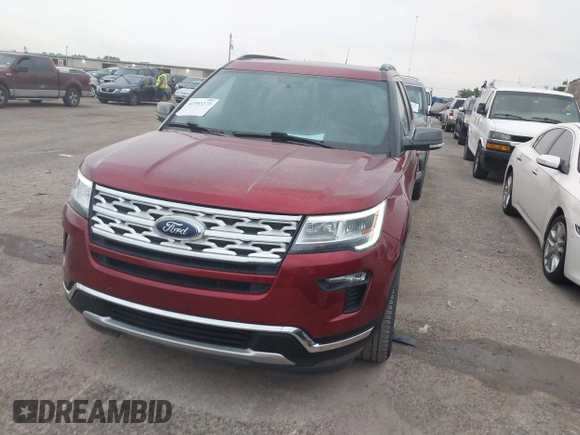 2018 Ford Explorer XLT z VIN 1FM5K7D87JGA87814, wystawiony jako IAAI lot #42393275 z przebiegiem 39 672 mil mil oraz . Historia ofert i sprzedaży dostępna na DreamBid. Obrazek 2.