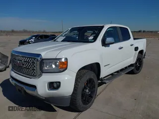 2018 GMC Canyon 4WD Denali with VIN 1GTG6EEN3J1262282, listed as a IAAI auction lot 41346221 with 104,348 mi miles. Bid and sale history available at carsss.com. Image 2.