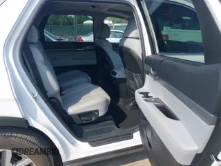 2020 Hyundai Palisade SEL with VIN KM8R4DHE6LU130506, listed as a IAAI auction lot 42442159 with 49,677 mi miles and . Bid and sale history available at DreamBid. Image 8.