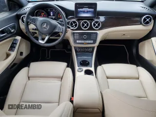 2018 Mercedes-Benz CLA 250 z VIN WDDSJ4GB0JN653605, wystawiony jako Copart lot #53634615 z przebiegiem 38 095 mil mil oraz Szkoda całkowita • Salvage title. Historia ofert i sprzedaży dostępna na DreamBid. Obrazek 8.