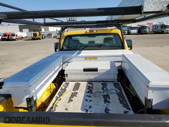 2013 Ford F-250 XL with VIN 1FTBF2B67DEA75470, listed as a Copart auction lot 42008835 with 258,190 mi miles and Clean title. Bid and sale history available at DreamBid. Image 10.