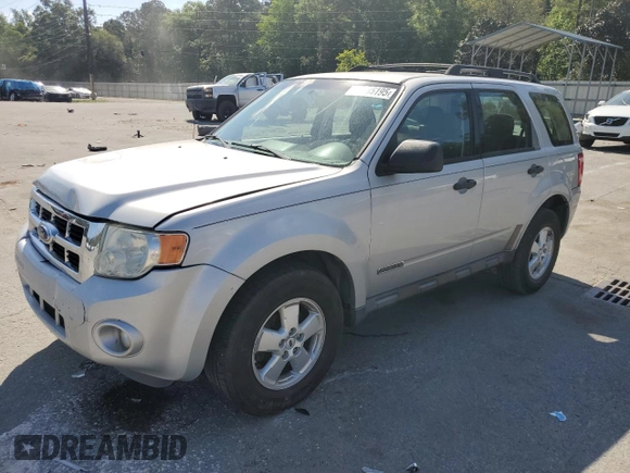 2008 Ford Escape XLS z VIN 1FMCU02ZX8KB15214, wystawiony jako Copart lot #53585195 z przebiegiem 241 310 mil mil oraz Szkoda całkowita • Salvage title. Historia ofert i sprzedaży dostępna na DreamBid. Obrazek 1.