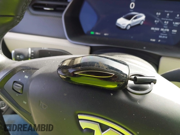 2018 Tesla Model X 75D with VIN 5YJXCBE27JF121834, listed as a IAAI auction lot 41769246 with 90,814 mi miles and . Bid and sale history available at carsss.com. Image 11.
