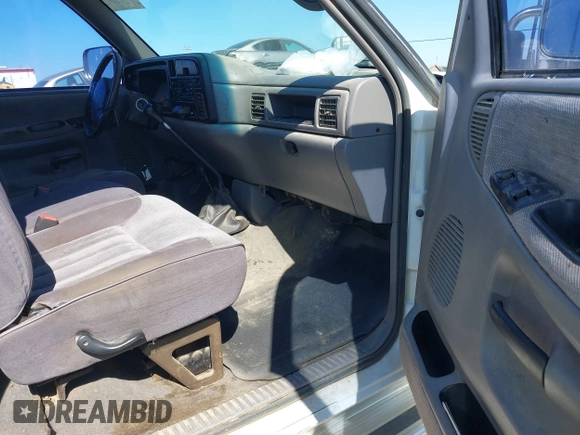 1995 Dodge 2500 with VIN 1B7KF26Z5SS366424, listed as a IAAI auction lot 42171363 with 156,580 mi miles and . Bid and sale history available at DreamBid. Image 5.
