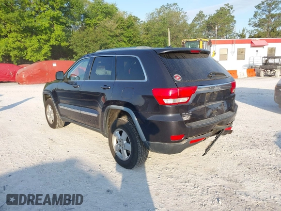 2012 Jeep Grand Cherokee Laredo with VIN 1C4RJFAG5CC234382, listed as a IAAI auction lot 42010153 with 185,078 mi miles. Bid and sale history available at carsss.com. Image 3.