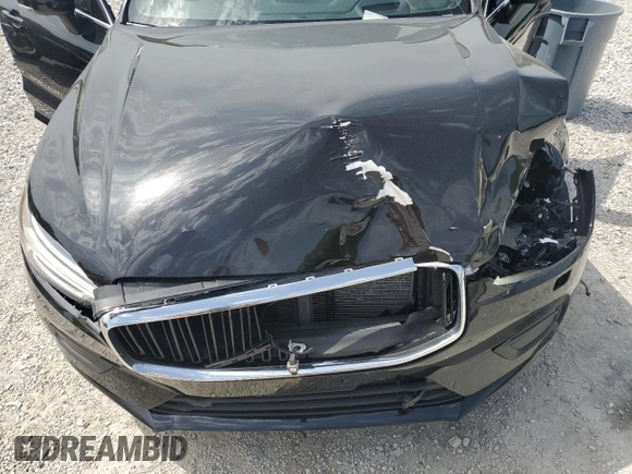 2018 Volvo XC60 Momentum with VIN LYV102RK6JB083622, listed as a Copart auction lot 56909505 with 89,197 mi miles and Salvage title. Bid and sale history available at DreamBid. Image 11.
