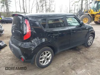 2016 Kia Soul with VIN KNDJN2A24G7328914, listed as a IAAI auction lot 41854146 with 239,768 mi miles. Bid and sale history available at carsss.com. Image 4.