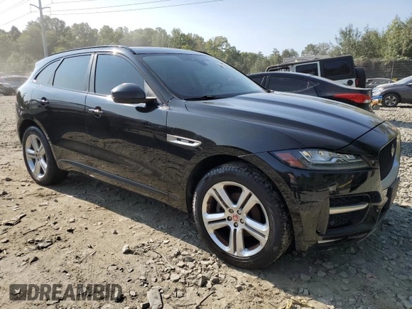 2017 Jaguar F-Pace 20d R-Sport with VIN SADCL2BN3HA097049, listed as a Copart auction lot 71274544 with 131,117 mi miles and Clean Title. Bid and sale history available at DreamBid. Image 4.