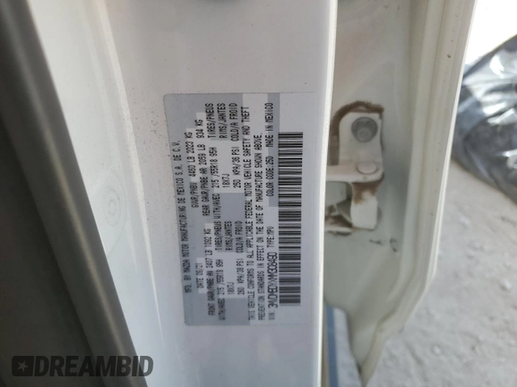 2021 Mazda CX-30 Premium z VIN 3MVDMBDYXMM308490, wystawiony jako Copart lot #49527905 z przebiegiem Nie podano mil oraz Szkoda całkowita • Salvage title. Historia ofert i sprzedaży dostępna na DreamBid. Obrazek 14.